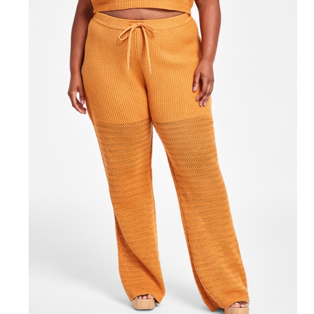NWT High Rise Crochet Pants
